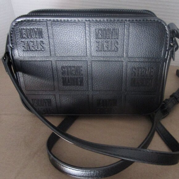 NWOT - Steve Madden Logo Block Small Crossbody Purse - Picture 1 of 4